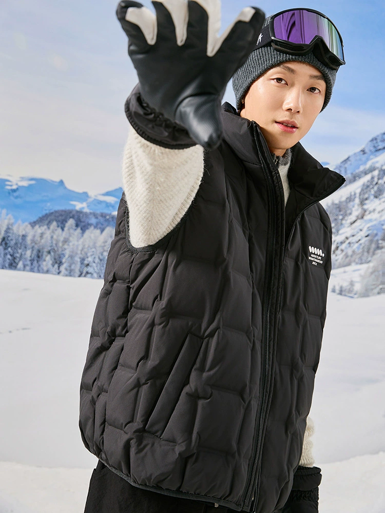 厂家直销青年男士休闲加厚羽绒马甲，立领防风户外运动，冬季必备轻便款