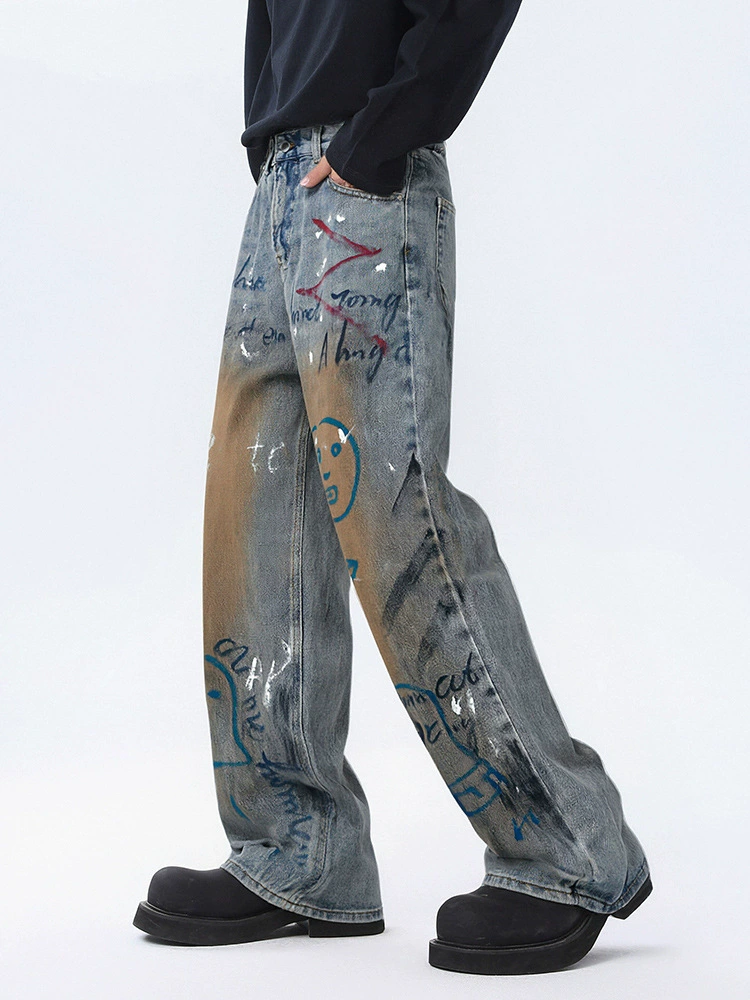 厂家直销男士宽松涂鸦牛仔裤，复古风直筒设计，适合春秋休闲，水洗工艺加持，时尚大气