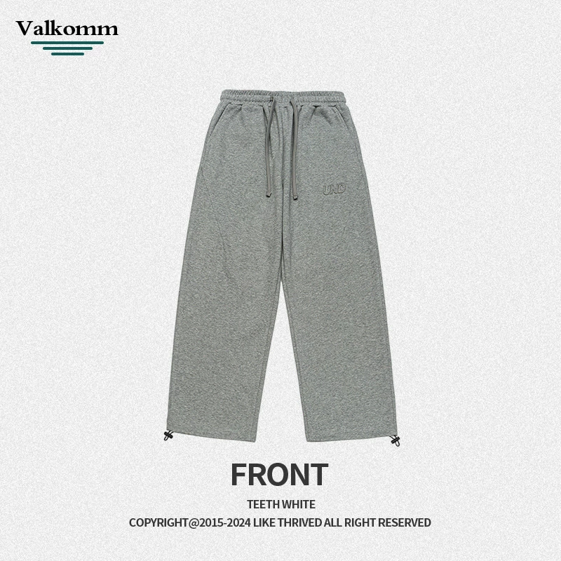 厂家直销男士修身微弹牛仔裤，高街休闲风格，春秋季多口袋刺绣设计