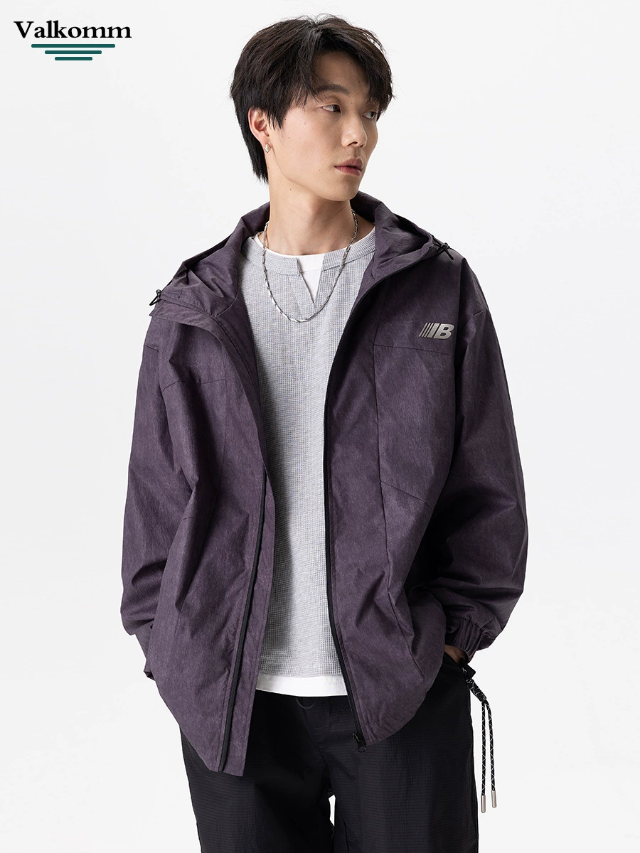 厂家直销男士高端轻薄宽松牛仔外套，休闲风格，耐磨多口袋设计