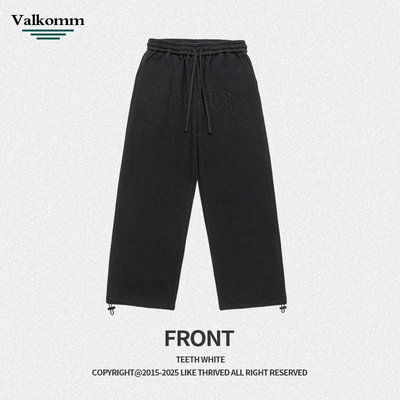 厂家直销男士高品质透气宽腿休闲牛仔裤，春秋季，印花设计，适合青少年休闲穿搭