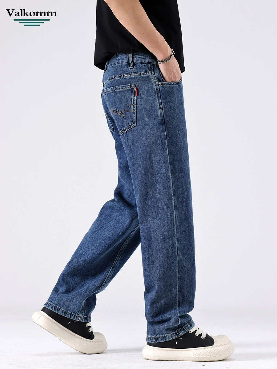 厂家直销男士牛仔裤，修身透气水洗直筒款，夏季休闲，日系复古风格