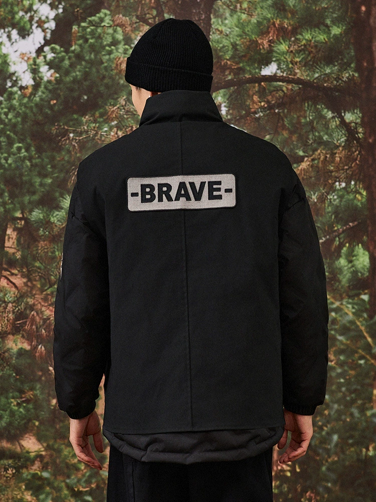 厂家直销青少年宽松加厚羽绒服男士立领外套，冬季休闲日系清新风格，多口袋设计