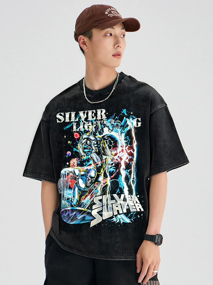 厂家直销青年男士宽松水洗做旧牛仔外套，街头嘻哈风格，多口袋设计，适合夏季休闲场景