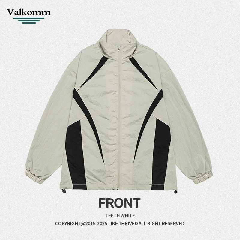 厂家直销青年男士拼接透气牛仔外套，宽松休闲风格，春秋季节，潮流拼色设计