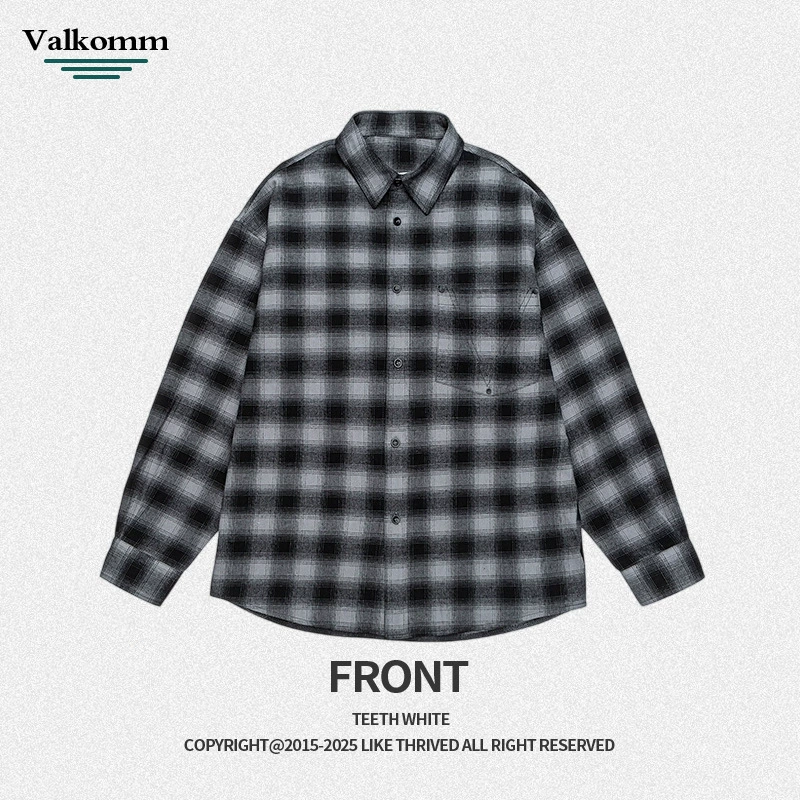 厂家直销男士宽松拼色格子牛仔外套，秋冬休闲款，透气可机洗设计