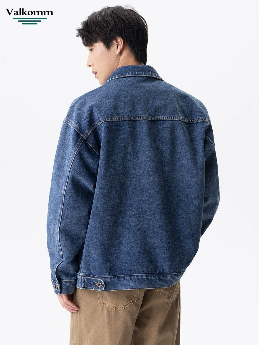 厂家直销男士宽松蓝色牛仔外套，复古潮牌设计，春秋休闲风格，多口袋免烫处理