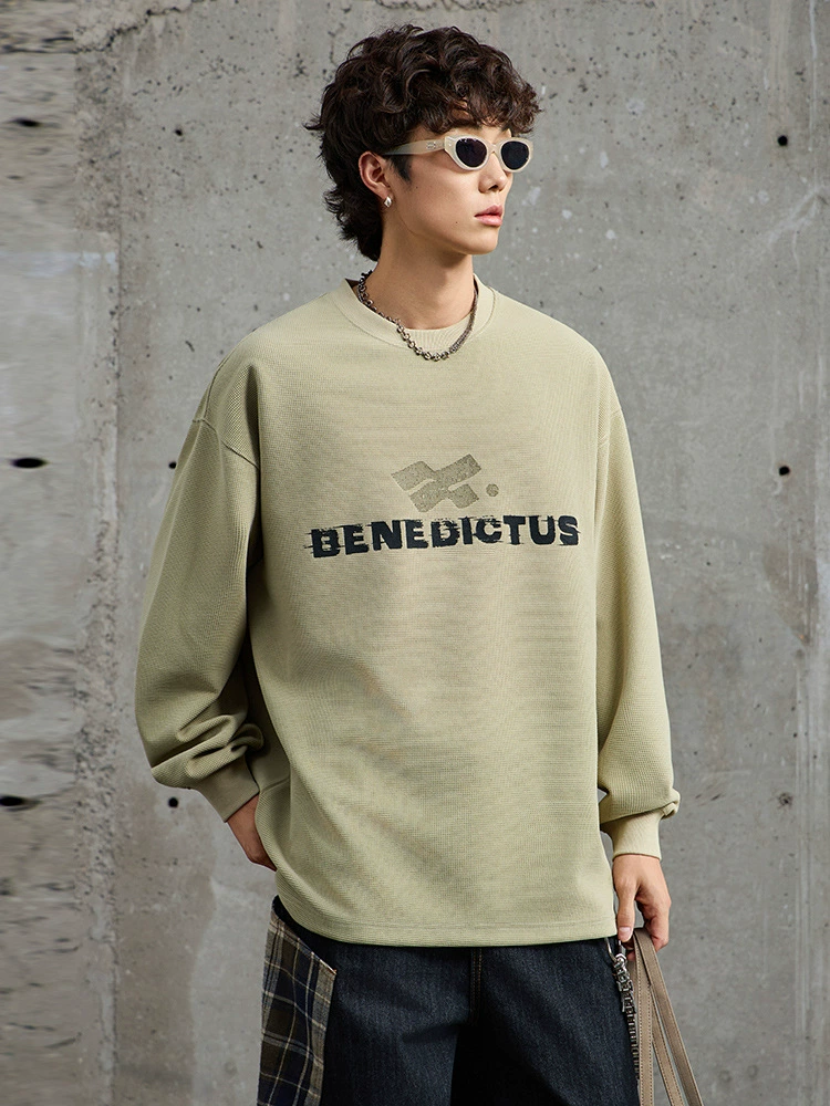 厂家直销男士宽松印花牛仔外套，休闲风格，适合春秋季，轻便透气