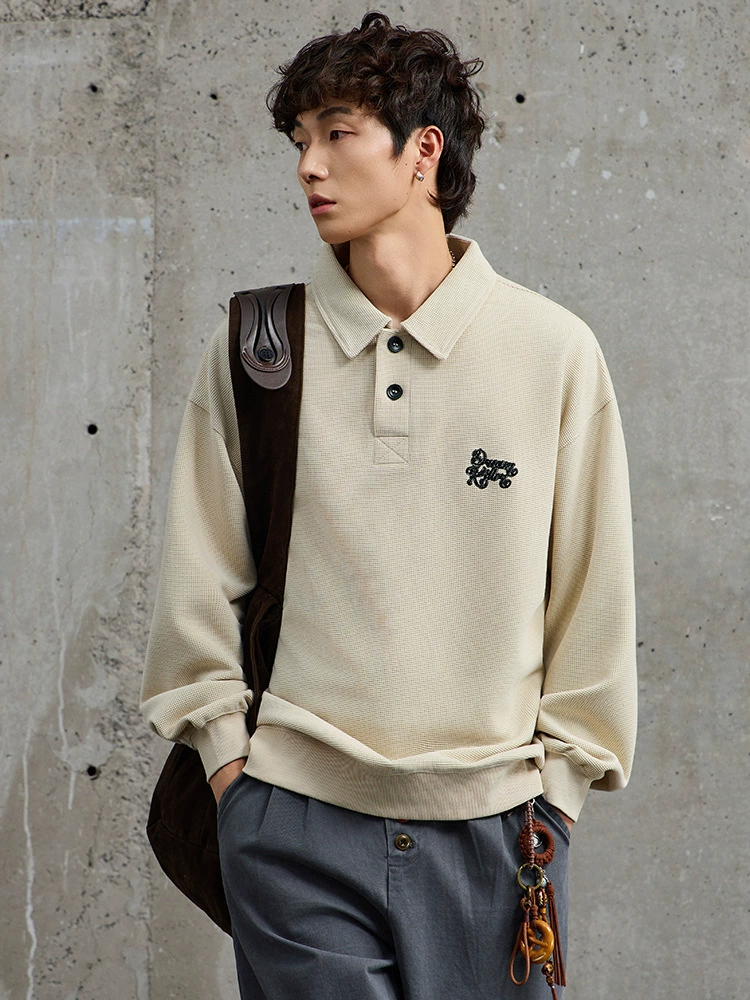 厂家直销男士宽松刺绣牛仔外套，休闲风格，春秋季，多口袋设计