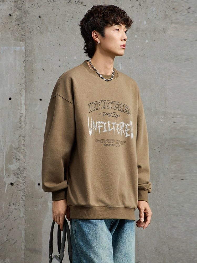 厂家直销男士修身青春流行牛仔裤，宽松版型，适合春秋季，印花设计，休闲风格