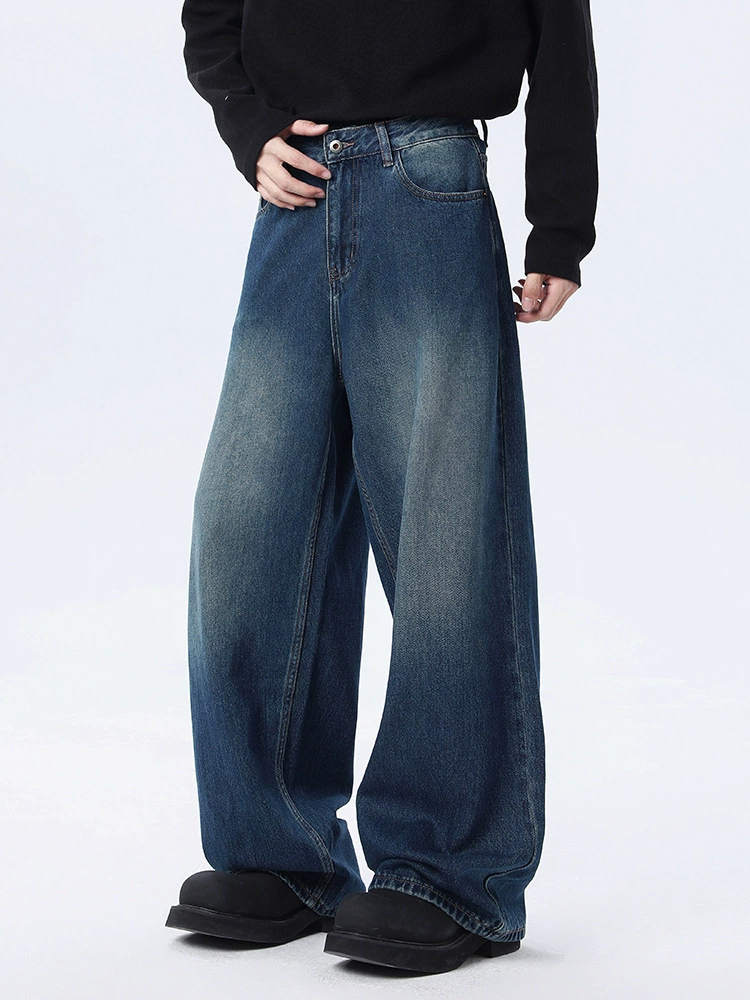 厂家直销男士修身水洗牛仔裤，秋季宽松直筒长裤，休闲场合必备，潮流复古设计