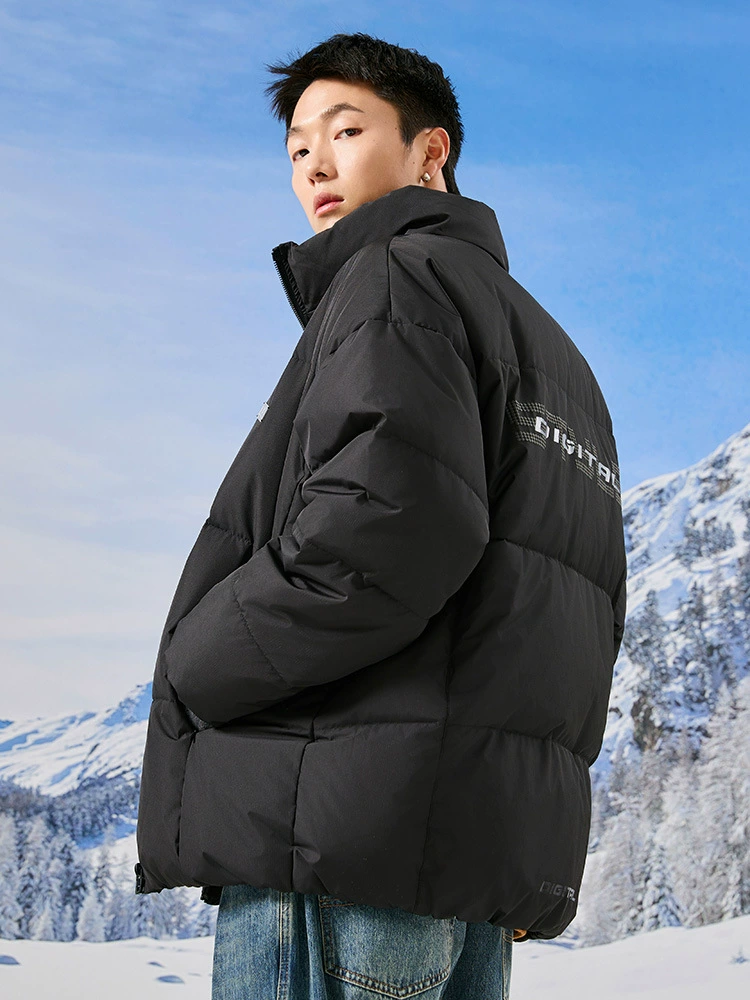 厂家直销青年男士加厚防风羽绒服宽松型，简约设计休闲风格，适合冬季多口袋时尚外套