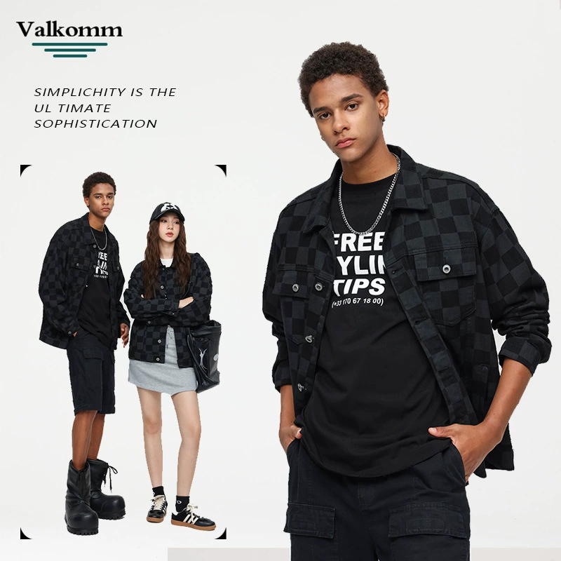 厂家直销青年男士宽松黑色格子牛仔外套，秋季日常穿搭，免烫处理多口袋设计