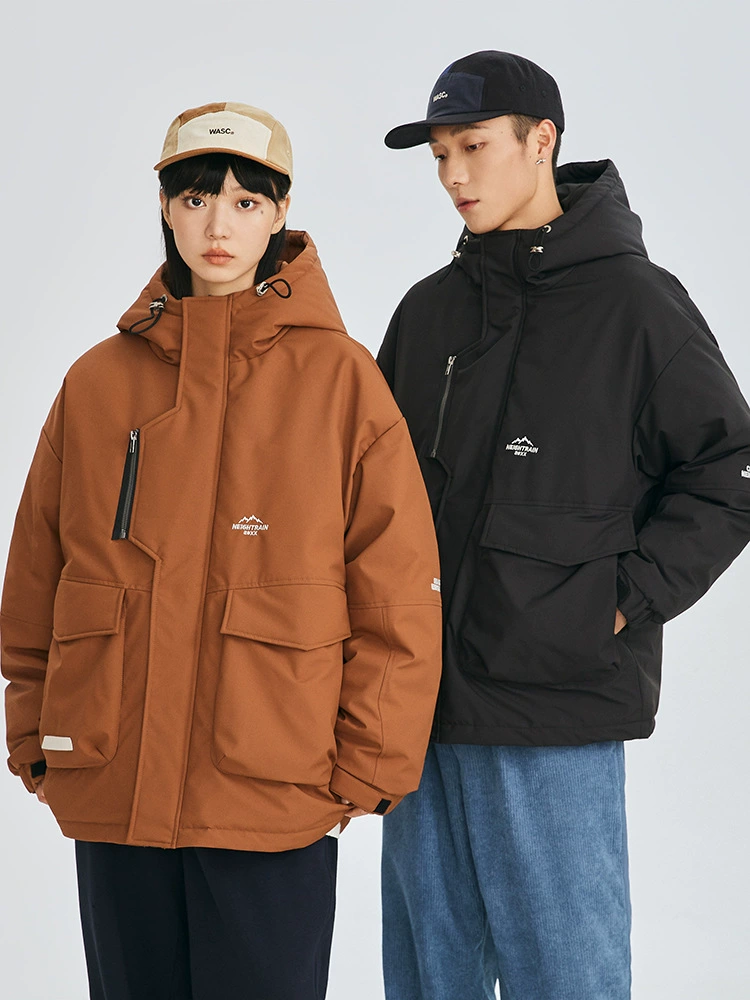 厂家直销青少年宽松白鸭绒连帽外套，冬季加厚日系复古款，防寒保暖，休闲风格