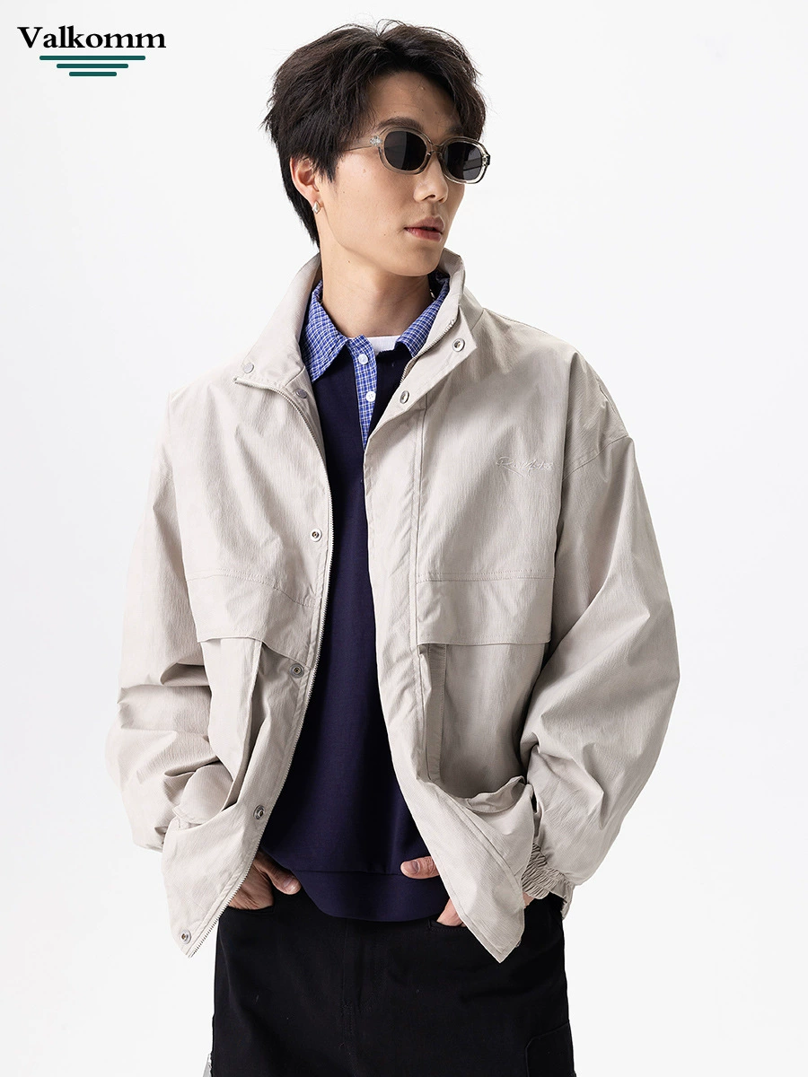 厂家直销男士宽松飞行夹克，透气耐磨高街休闲外套，春秋季节，多口袋刺绣设计