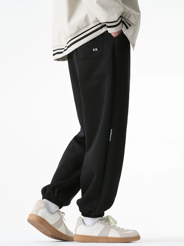 厂家直销男士宽松牛仔裤，舒适透气，休闲风格，束脚设计，春秋季多口袋特性