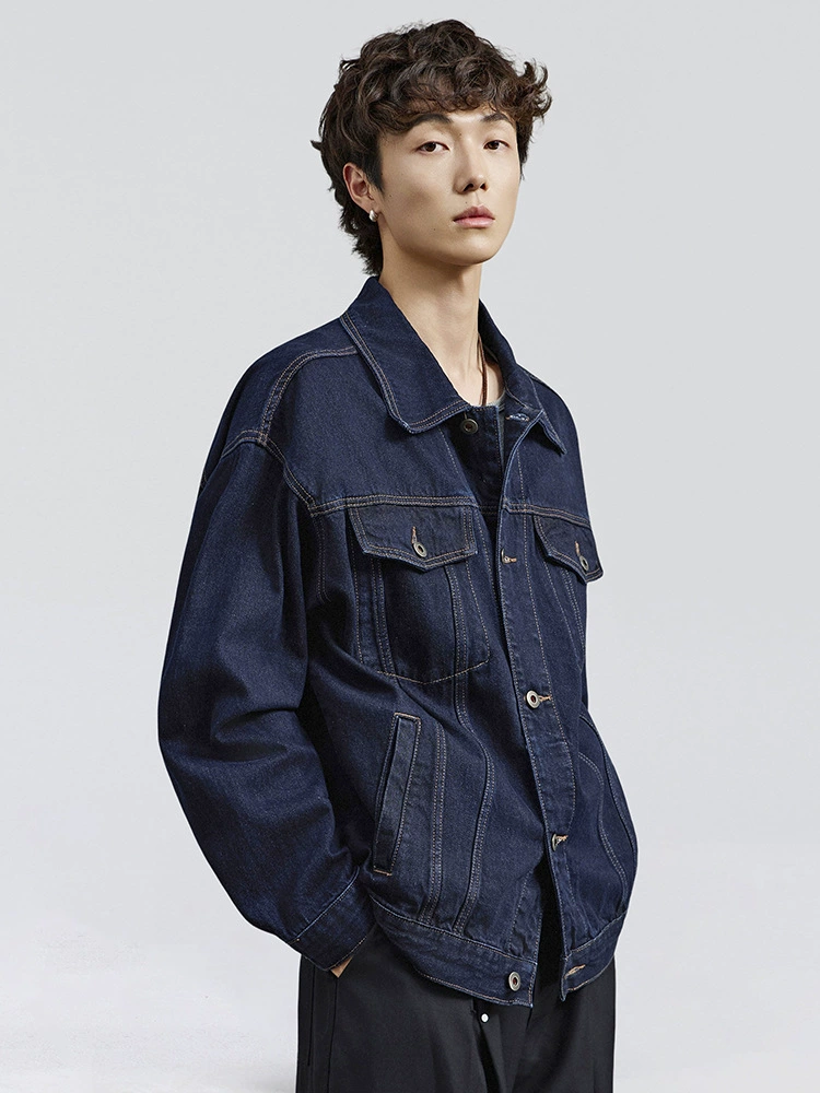 厂家直销男士宽松牛仔外套，复古翻领设计，日常通勤风格，耐磨防撕裂，秋季时尚必备