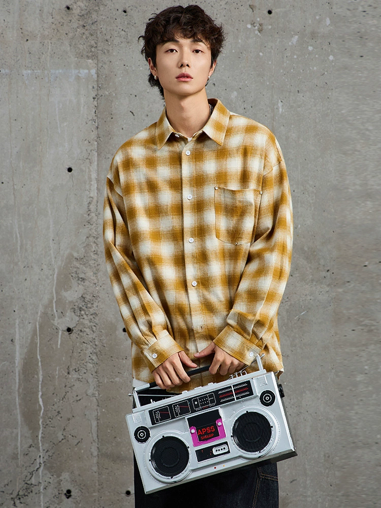 厂家直销男士宽松拼色格子牛仔外套，秋冬休闲款，透气可机洗设计