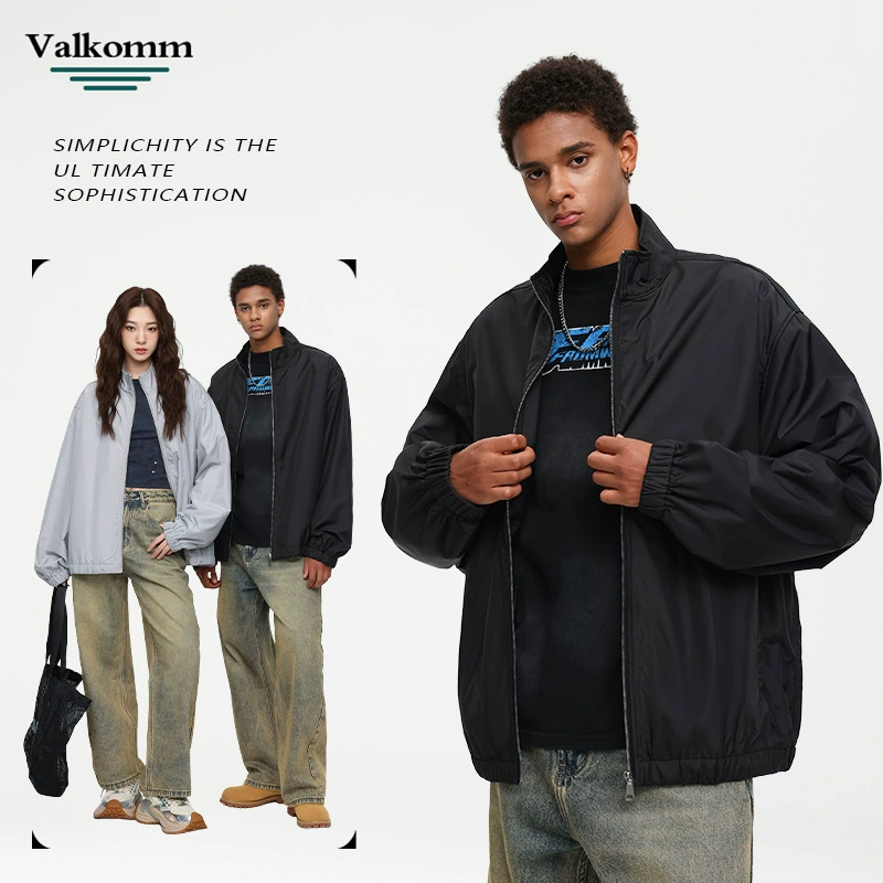 厂家直销男士宽松春秋夹克，简约潮牌运动外套，休闲风格，免烫处理，多口袋设计
