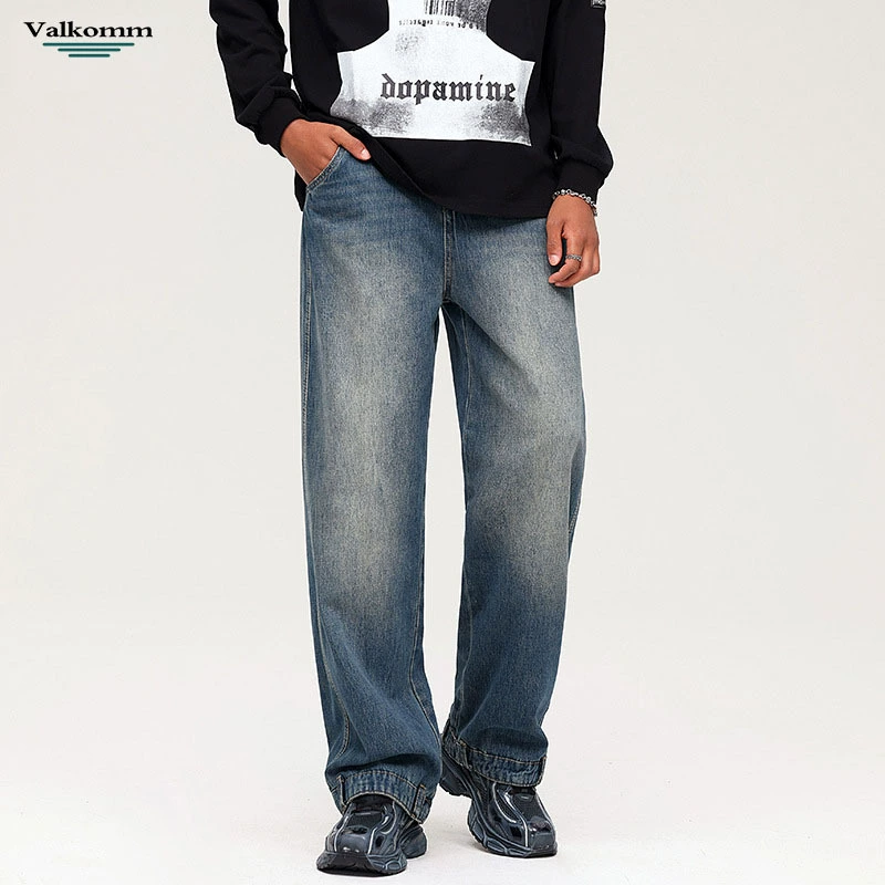厂家直销男士水洗宽松牛仔裤，修身直筒设计，适合四季日常穿搭，青春潮流风格
