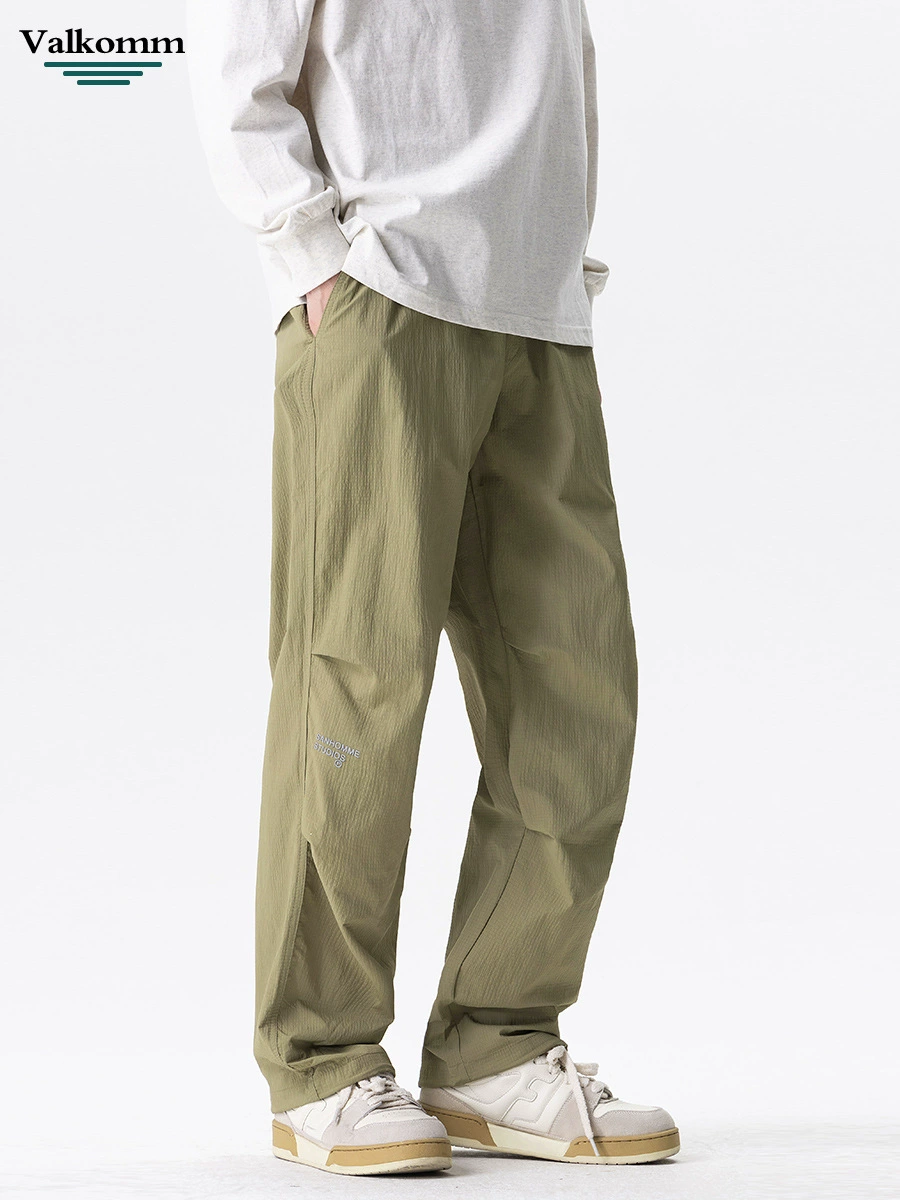 厂家直销男士宽松工装裤，时尚直筒，高街休闲风格，适合春秋，多口袋防水耐磨设计
