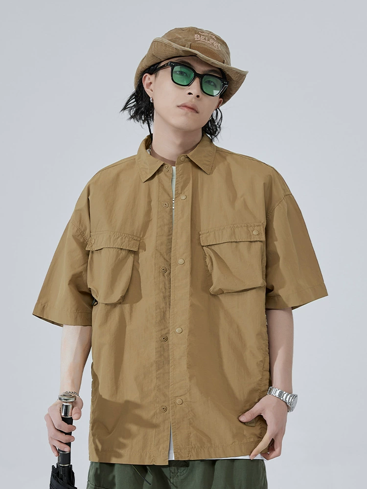 厂家直销青年宽松型短袖开衫衬衣，夏季旅游必备，精梳棉防皱耐磨，日式复古风格