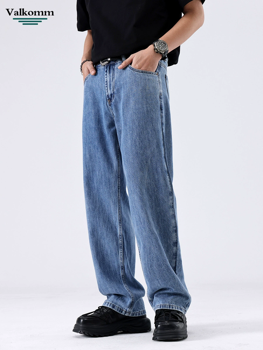 厂家直销男士透气薄款水洗牛仔裤，修身直筒设计，夏季休闲风格，多口袋实用性