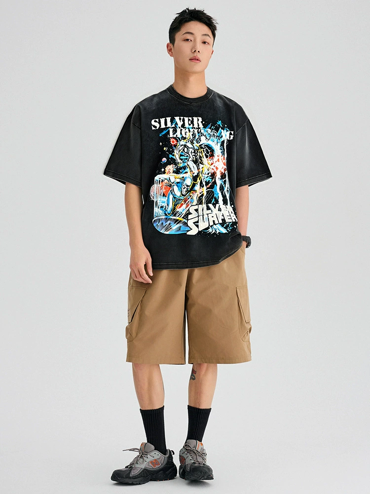 厂家直销青年男士宽松水洗做旧牛仔外套，街头嘻哈风格，多口袋设计，适合夏季休闲场景