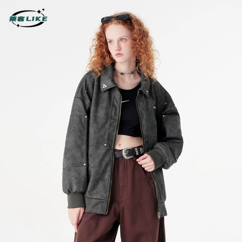 厂家直销青年男士复古铆钉长袖牛仔外套，宽松版型，春秋休闲多口袋设计