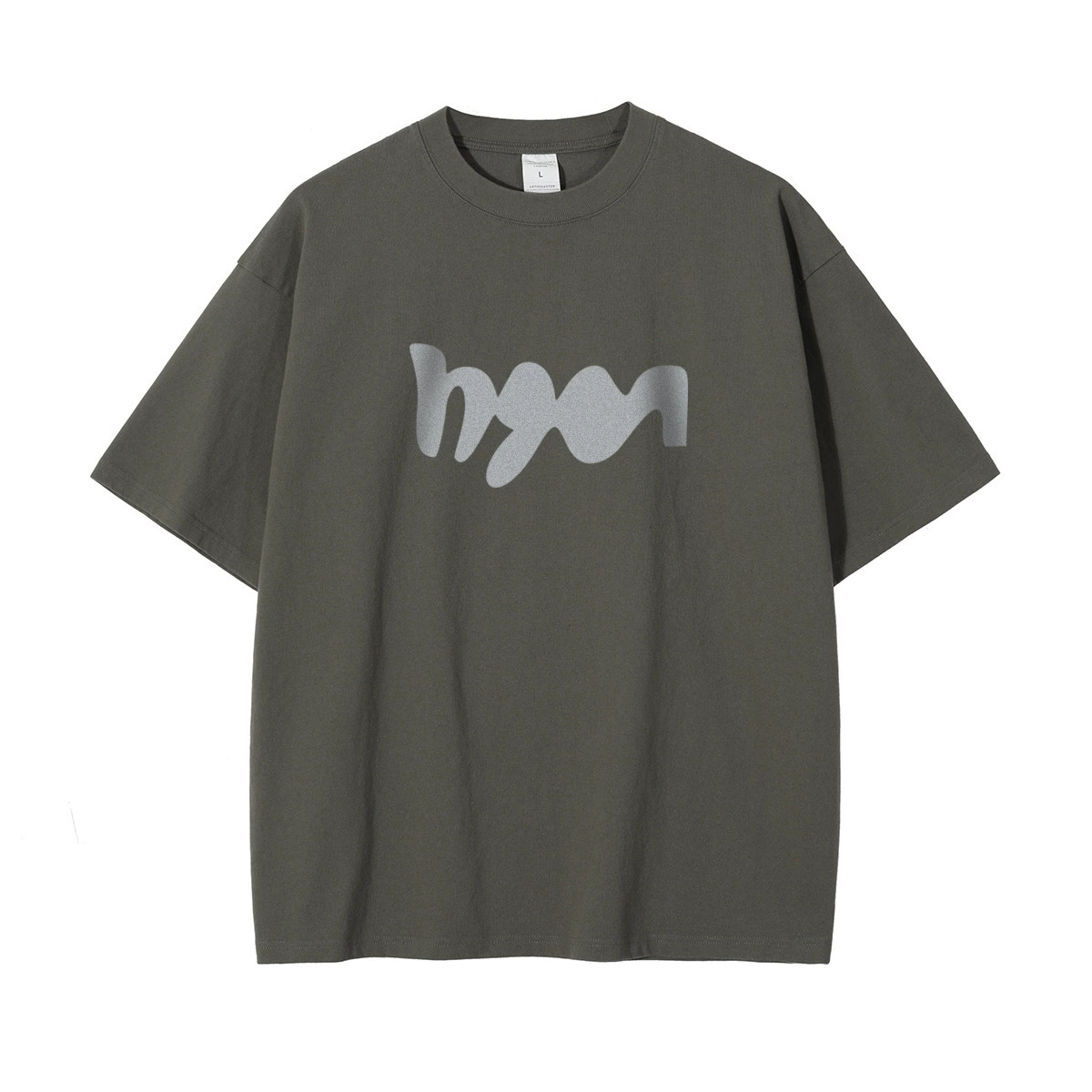 厂家直销男士宽松透气水洗牛仔裤，夏季休闲风格，修身设计，多口袋功能