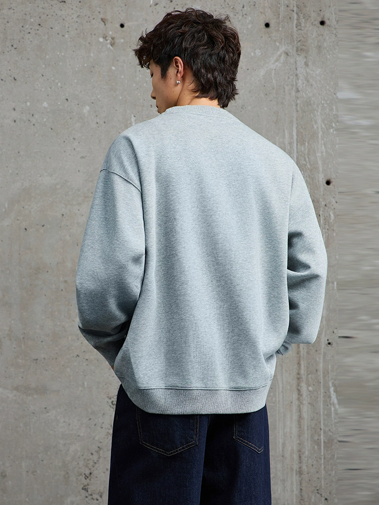 厂家直销男士牛仔裤，修身宽松设计，街头休闲风格，2025秋季新款，多口袋耐磨。