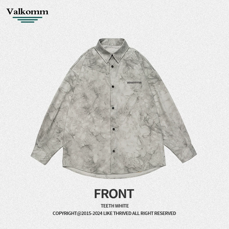 厂家直销男士休闲宽松牛仔外套，仿旧扎染风格，春秋款，多口袋设计