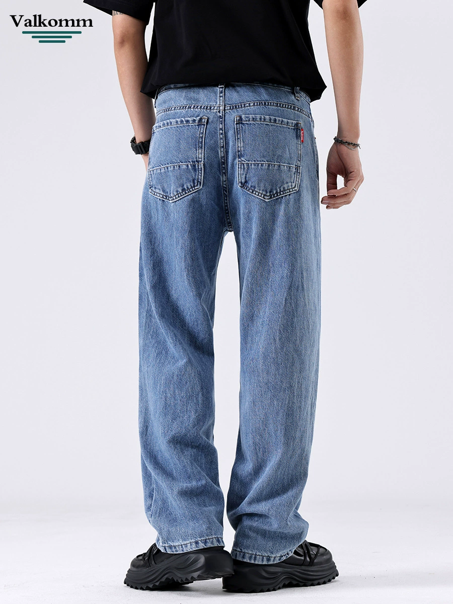 厂家直销男士透气薄款水洗牛仔裤，修身直筒设计，夏季休闲风格，多口袋实用性
