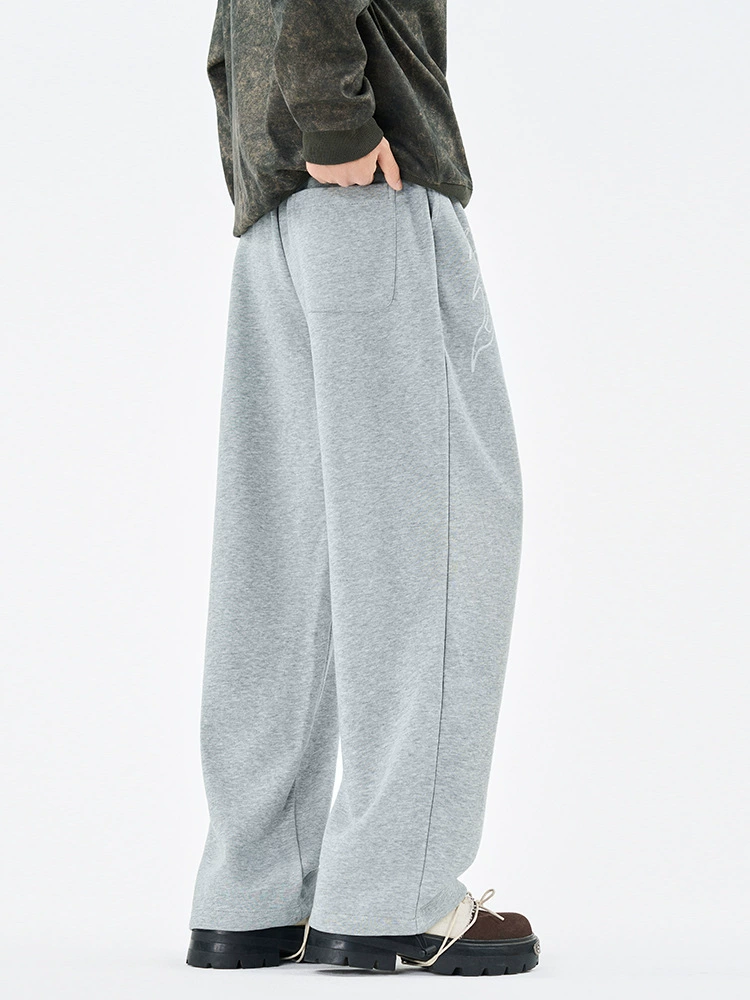 厂家直销男士高品质透气宽腿休闲牛仔裤，春秋季，印花设计，适合青少年休闲穿搭