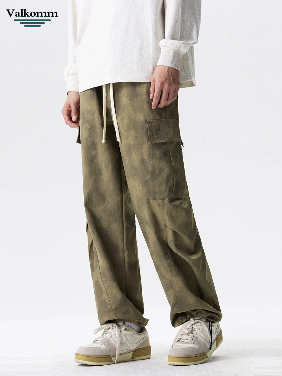 厂家直销男士修身迷彩工装裤，春季休闲款，褶皱装饰多口袋长裤