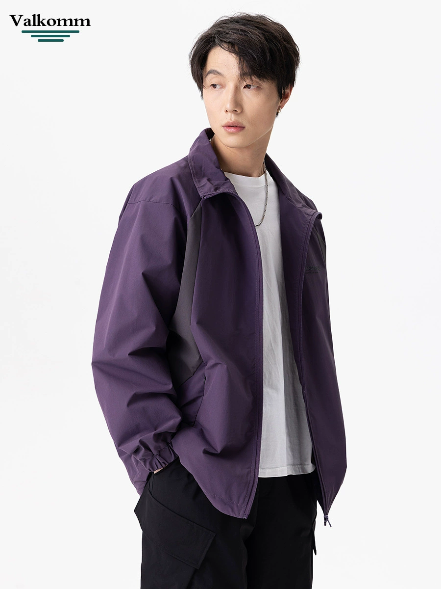 厂家直销青年男士宽松夹克，防水耐磨，牛仔外套，休闲风格，春季适用，拼色设计，免烫处理