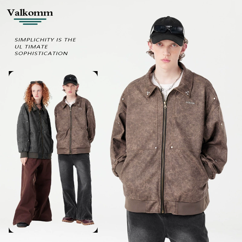 厂家直销青年男士复古铆钉长袖牛仔外套，宽松版型，春秋休闲多口袋设计