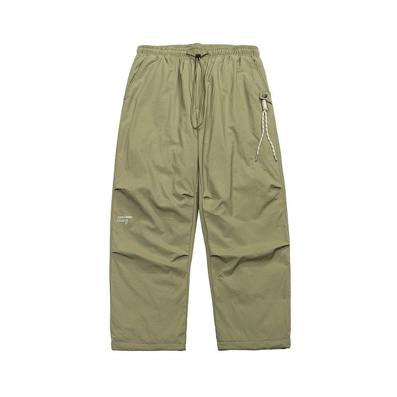 厂家直销男士加厚保暖白鸭绒牛仔裤，直筒版型，冬季休闲风格，多口袋设计，防寒防风，时尚流行。