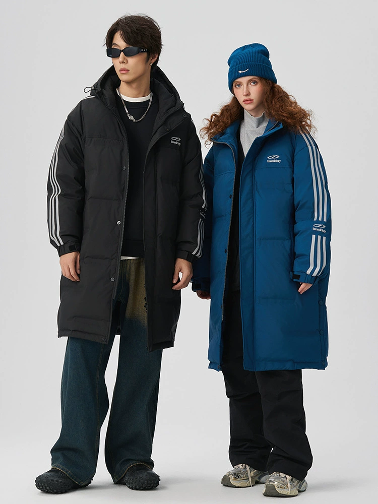 厂家直销男女同款冬季加厚宽松白鸭绒羽绒服，防寒保暖基本款，休闲风格，时尚都市适用