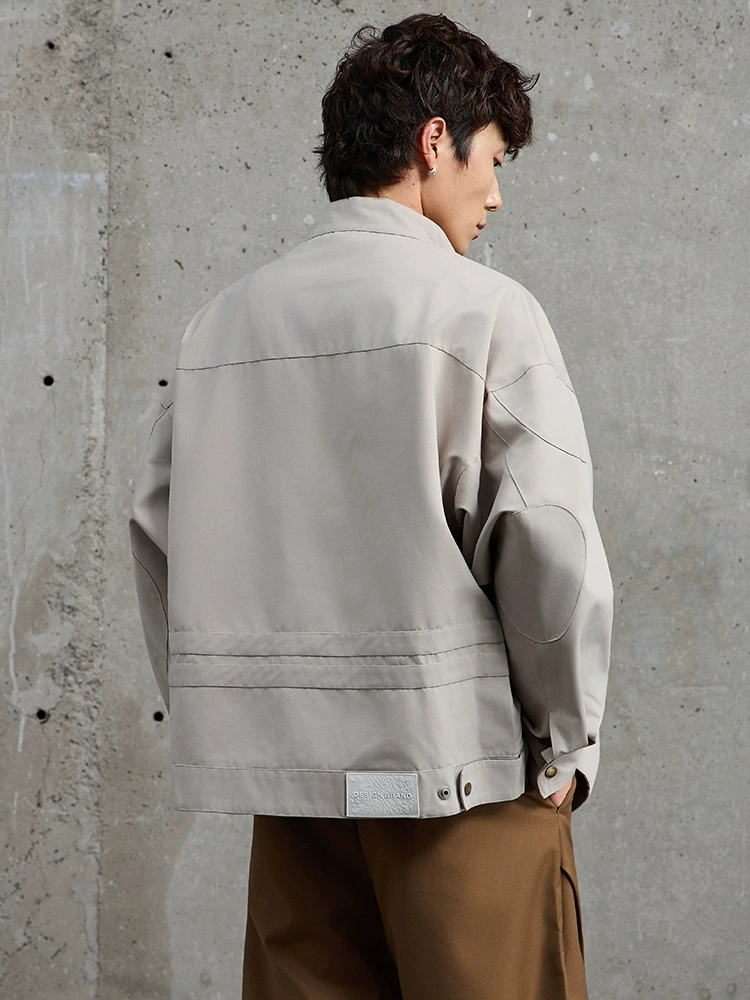 厂家直销男士宽松牛仔外套，刺绣立领设计，时尚休闲风格，春秋适用，多口袋款式