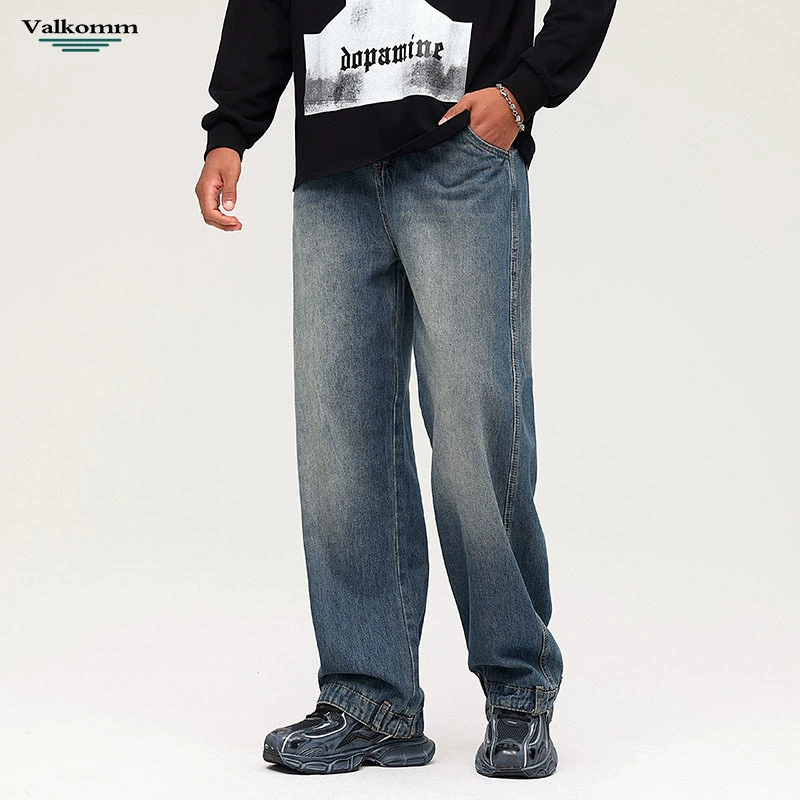 厂家直销男士水洗宽松牛仔裤，修身直筒设计，适合四季日常穿搭，青春潮流风格
