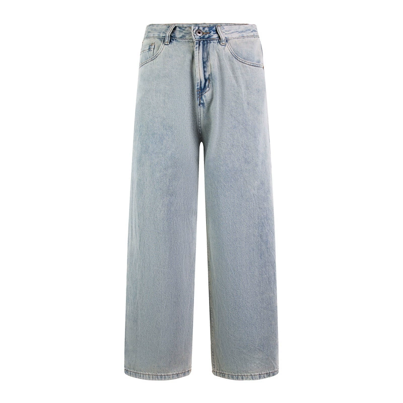 Jeans homme vintage large en denim bleu rétro, style délavé confortable pour l'été, coupe droite, idéal pour le quotidien.