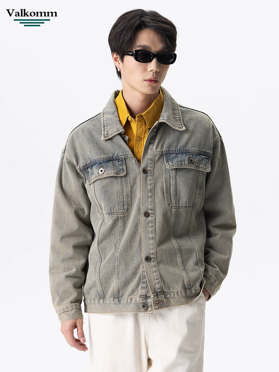 厂家直销男士复古蓝牛仔外套，宽松版型，多口袋设计，适合春秋季休闲穿搭，免烫工艺，耐磨品质