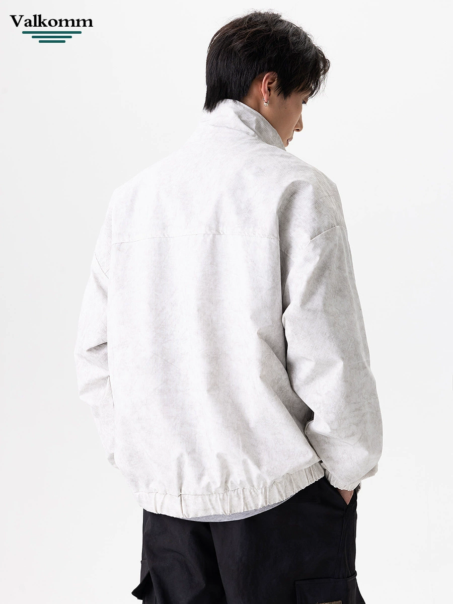 厂家直销男士宽松防风休闲牛仔外套，春秋季，多口袋刺绣设计，轻薄时尚潮牌