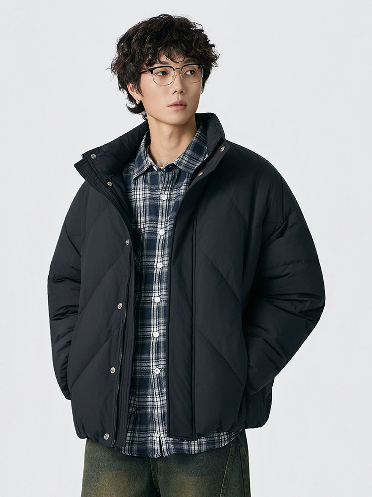 厂家直销青年加厚保暖简约风牛仔外套，适合冬季休闲，白鸭绒防风设计