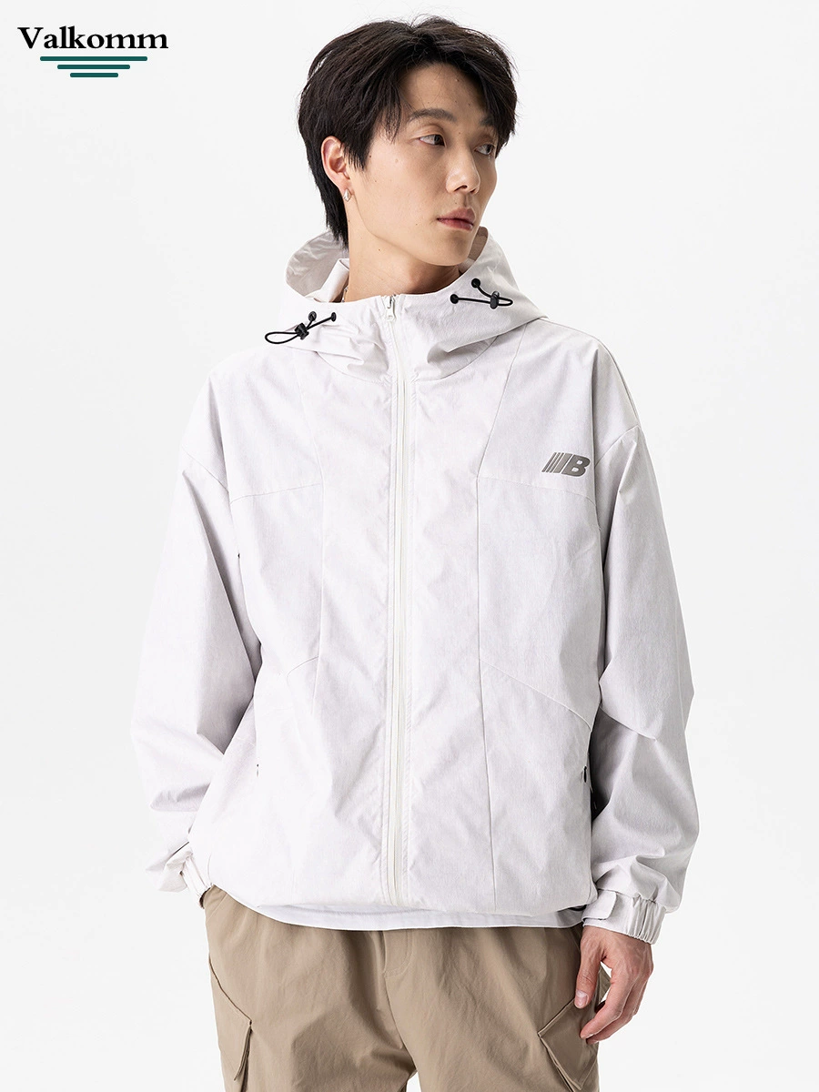 厂家直销男士高端轻薄宽松牛仔外套，休闲风格，耐磨多口袋设计